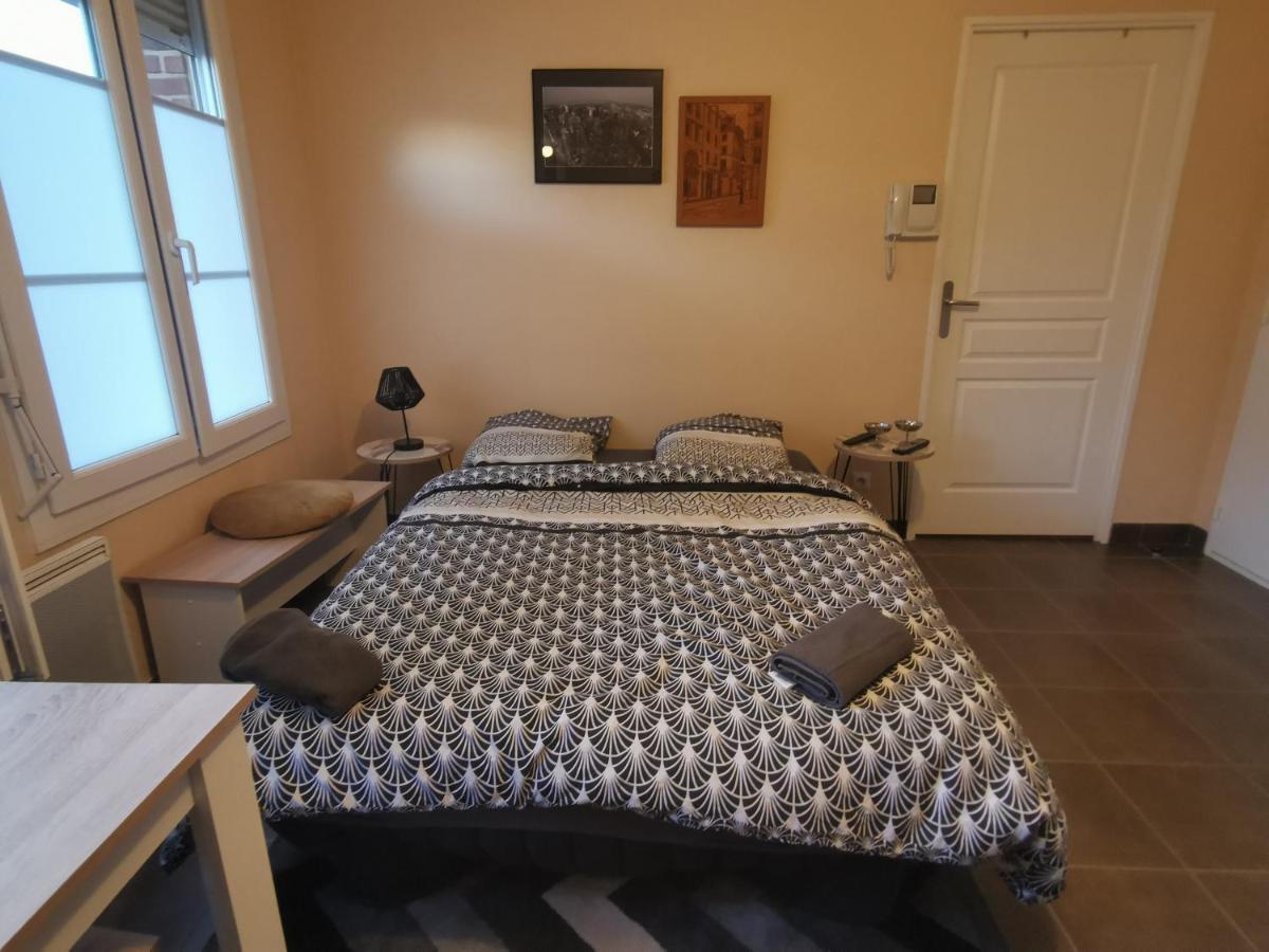 Logement En Hypercentre Dans Une Residence アミアン エクステリア 写真